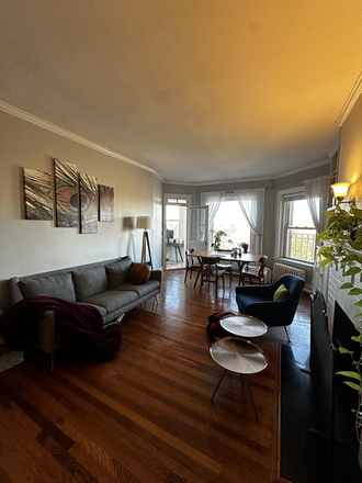 . - Stunning 1Bd 1Bth w/ Heat & Hot Water included ! Available 1/1/2025 Apartments