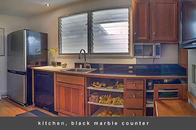 Kitchen, large refrigerator/freezer - Furn.1br Kåne`ohe Apt. - near HIMB Moku O Lo`e ,, W/D,, skylights