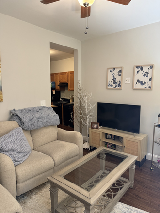 . - Expose Brick 2Bed 1Ba AVAIL 9/1/25 Apartments