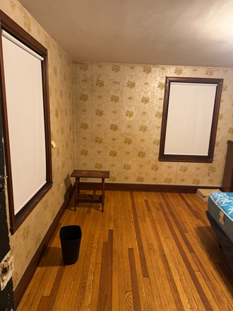 Bedroom (furnished as shown) - 8 McClure St SPRING SUBLEASE House