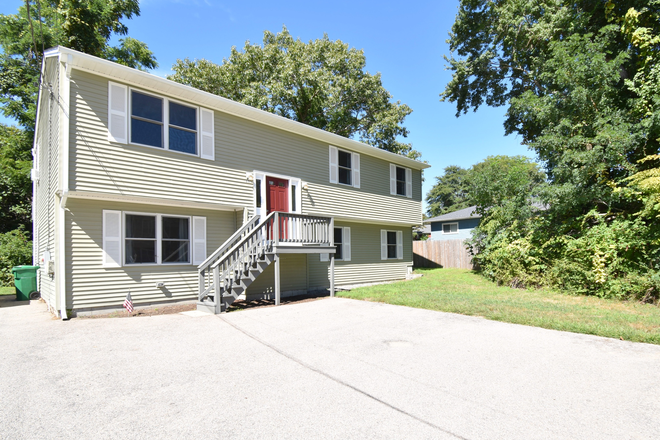 Exterior - 25 Berth Avenue House