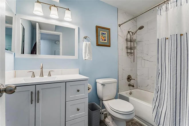 Bathroom - A room for rent in 2/2 private condo