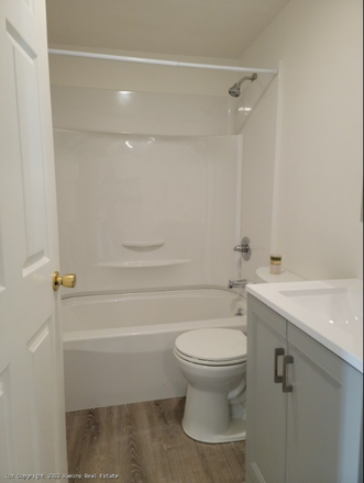 Bathroom - Winter Sublet: Looking for a someone to occupy my private room in a 2B1B apartment