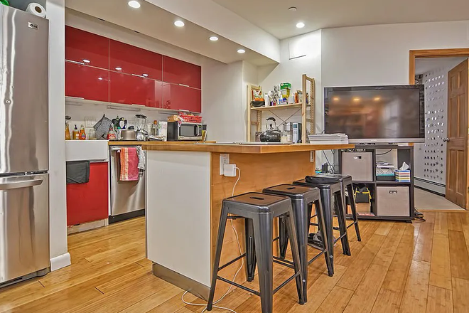 Call NOW for showings! 617-236-8600 - SAINT STEPHEN ST - LUXURY GARDEN LEVEL 1.5 OR 2BR AVAIL *9/1/2025* W/ H&HW INC, LNDRY IN UNIT, DW!