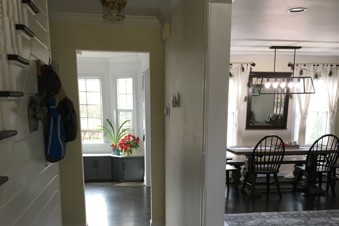 Entryway - 3rd Floor private room with full bath 2 blocks from the College House