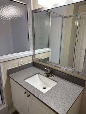 Bathroom - Avalon Heights Apartments