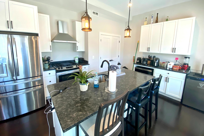 Kitchen 2 - 7 Bed/4.5 Bath Located in Fort Hill House