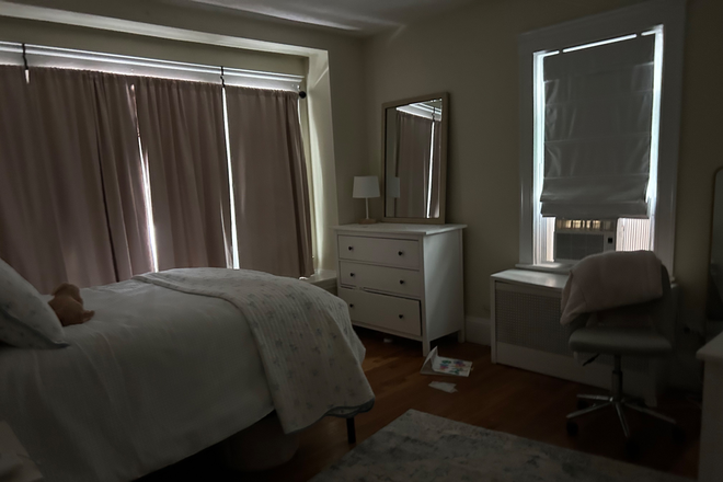 Bedroom - Now accepting applications for a group of 8 for the 27-28 School Year Duplex