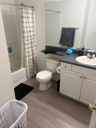 Bathroom - Good apart close to campus