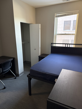 Bedroom - Private Bed + Private Bath in 2B/2B — Euclid Ave | Fully Furnished | Utilities Included Apartments