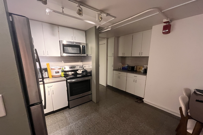 Kitchen - Subletting a 2bed 1bath Apartment at Peabody Terrace