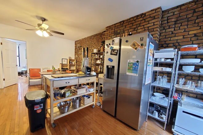Kitchen - Beautiful Downtown Brooklyn Apartment
