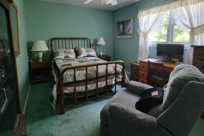 Guest Bedroom - Warm and Cozy House