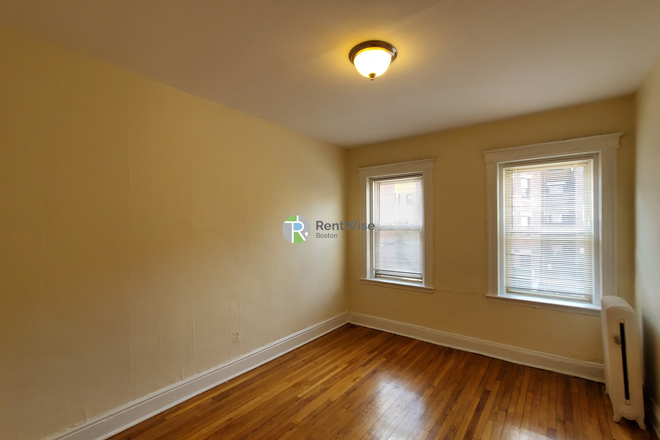 1 - SEPT 2026-Fenway 1 bed Split, H/HW inc. No Broker Fee! Apartments