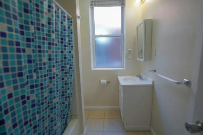 Bathroom - 5943 Kingsbury #2W Apartments