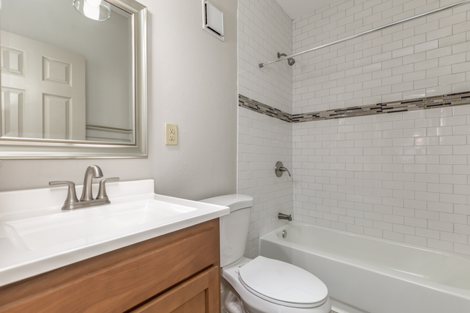 Bathroom - 6040/42 Kingsbury Ave. Triplex