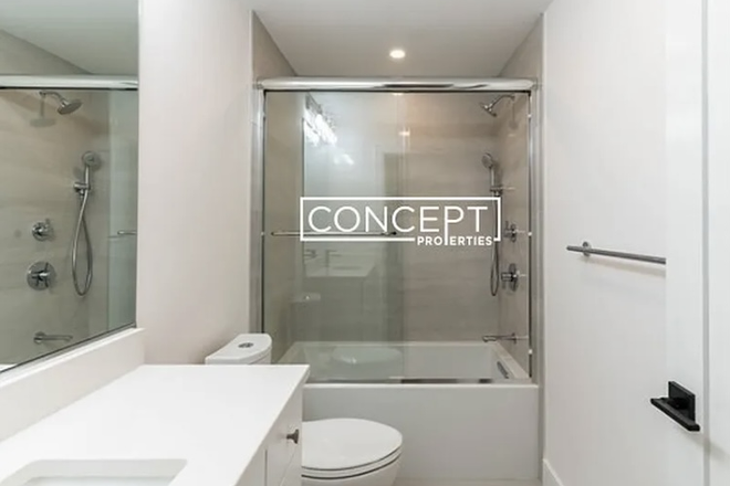 Bathroom - 279 Lamartine Apartments
