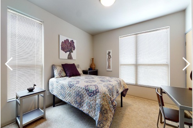 Bedroom 1 available for sublease - Breckenridge Apts *SUMMER '25 SUBLEASE, close to campus, has balcony!!!