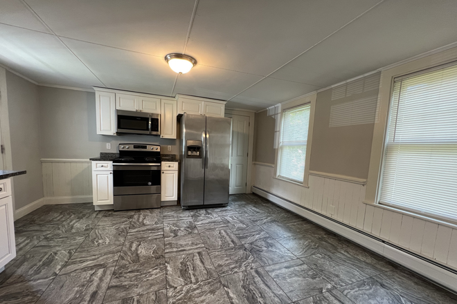 Kitchen - 39 Middle Street U1 Apartments