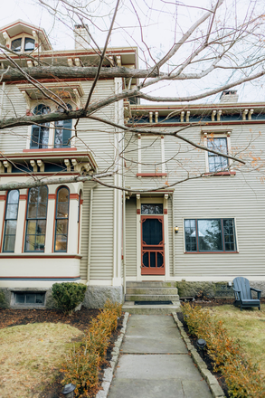 Enterance - The Whalehouse, Guest Suite