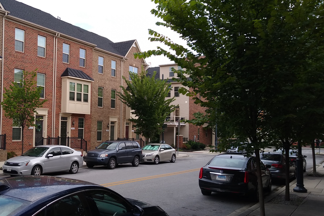 Neighborhood - Furnished 3 bed/3.5bath townhouse at Johns Hopkins Hospital-