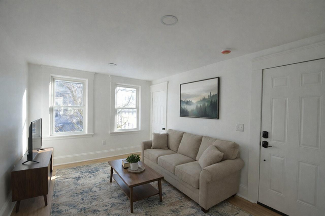 Living Room - Prime Location 1BR near Brown/RISD Apartments