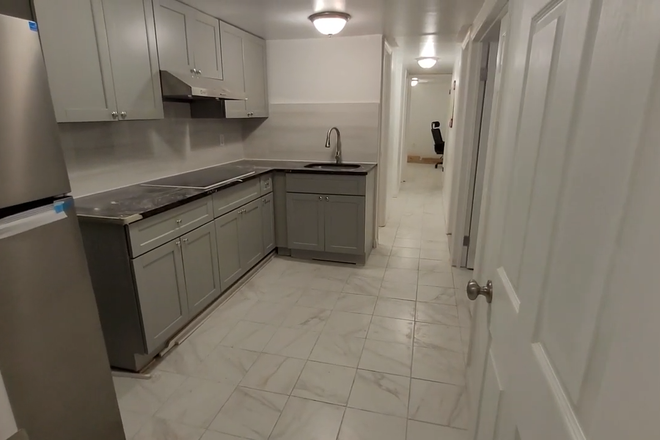 Kitchen - Sunset Park Basement Apt: 4 Beds / 2 Baths - All Utils Included!