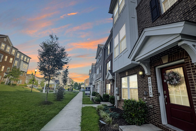 Outside view (right) - Furnished 3BR/2.5BA Townhome | 15 Min Drive to UMD, 3 Min to Landover Metro & Move-In Special
