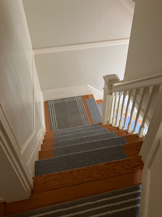 Staircase - Furnished 1+1 Apartment 2 miles to campus