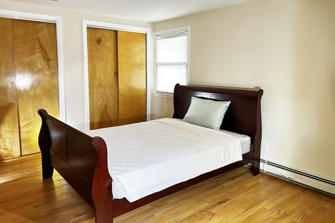 Queen size bed.Mattress has waterproof cover. - Furnished primary bedroom-Erdman Ave-Princeton House