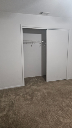 Bedroom - Oxford Manor