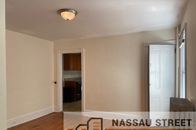 Living room - 3BR apt-Moran Ave-Princeton