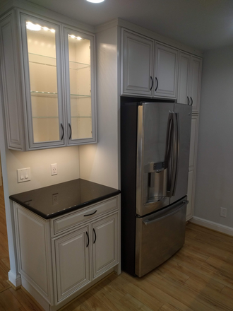Kitchen - *** Move In Special *** 2bdrm/2bthrm Harwood Community Short Walk to Emory, CDC, Emory Hospitals Condo