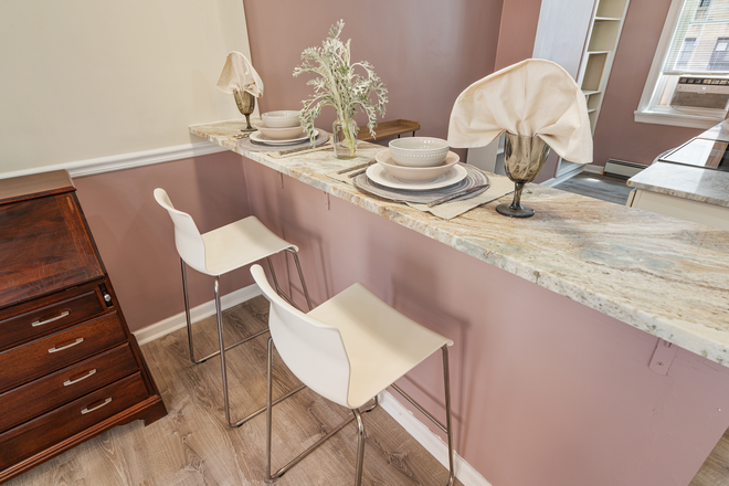 Custom Granite Wet Bar Area - Studio newly renovated ON JEFFERSON CENTER CITY MAIN CAMPUS! Apartments