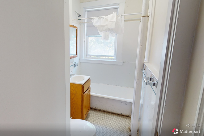 Visit hubrealtyproperties.com - Large 1 bedroom split, with eat in kitchen, in the Fenway Apartments