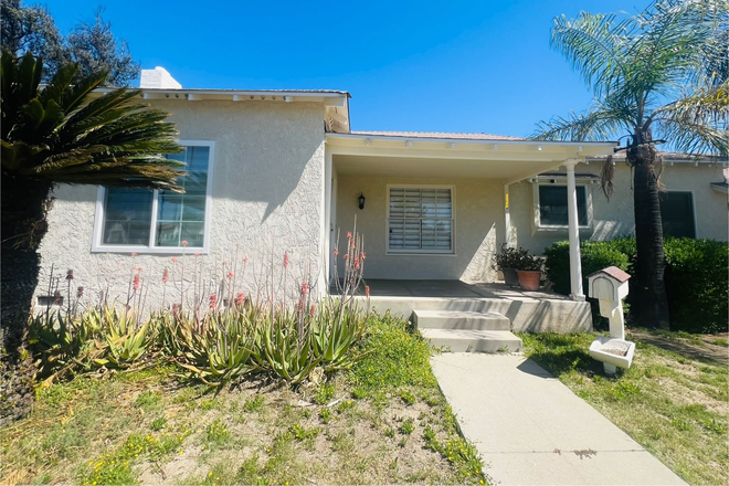 Front of the hourse - Quiet and Safe Paradise, Home Available for Rent: 3BR/1.5BA