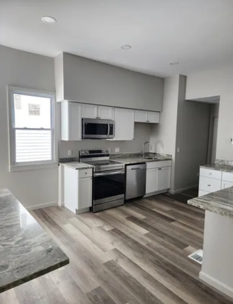 Photo - 2334 Victor St. House