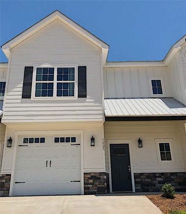 Front door view - Gatewood Place Townhome (SUMMER SUBLEASE)