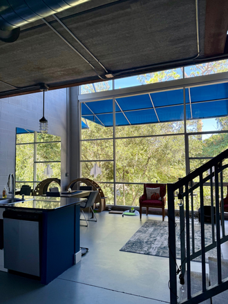 Kitchen/living - Loft space close to campus