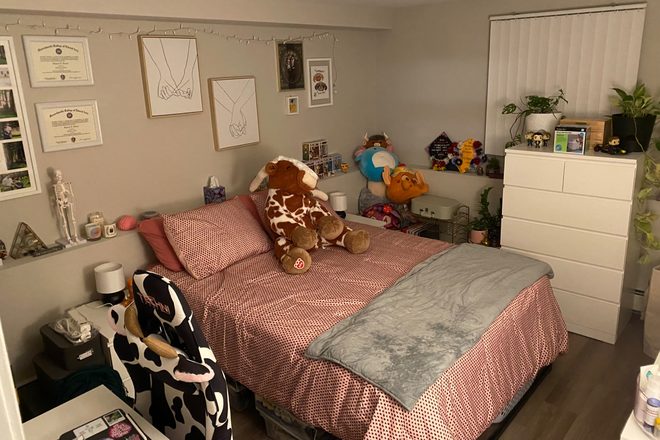 Bedroom - Sugarloaf Estates Apartments