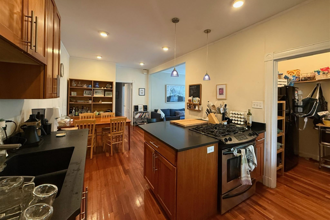 Kitchen - ~ Mid Cambridge 3 Bed 2 Bath Condo w/ Huge Deck + Parking + In Unit Lndry ~