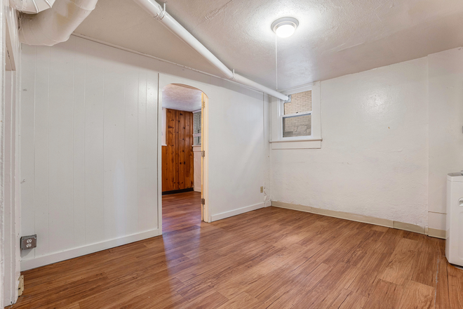 room - 2026 Preleasing! 3-bed as close to campus as it gets! Duplex