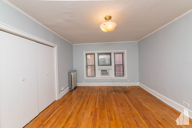 Interior - 3 bd/2ba units available Apartments