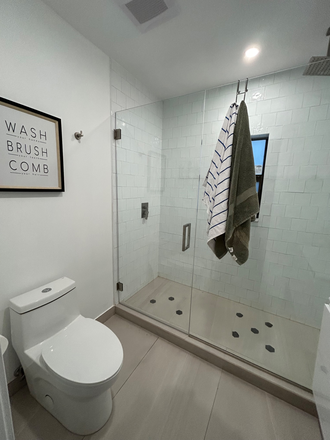 Bathroom - Apartment in Coconut Grove