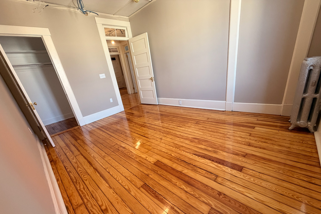 hardwood floors - Avail August 15 .Be the first to occupy this renovated building at its introductory rates. Apartments