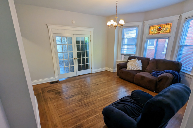 Living Room - 2BR Student Housing with Bonus Room, Convenient to Campus on Slane Ave Available July! Duplex