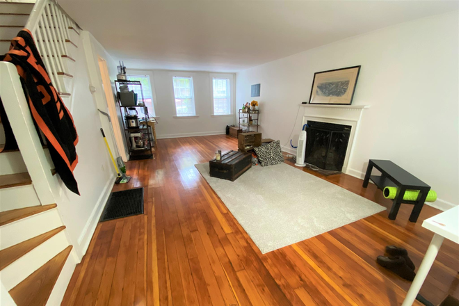 Living Room - ~ Large & Charming Harvard Area July 1st 2 Bed ~ Apartments