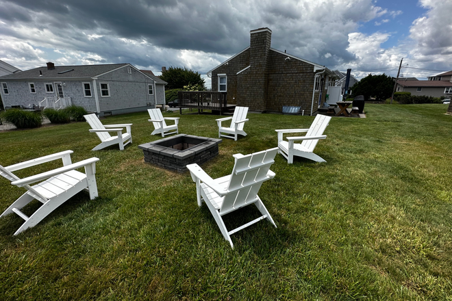 Year Round Adirondack chairs - Private and spacious, views of Roger Wheeler House