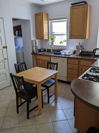 Kitchen - Large bedroom available in 2 bed/1 bath Cambridge apt near Harvard/MIT
