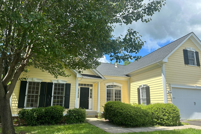 Exterior - 7122 Bradbury Court - Old Trail, Crozet House